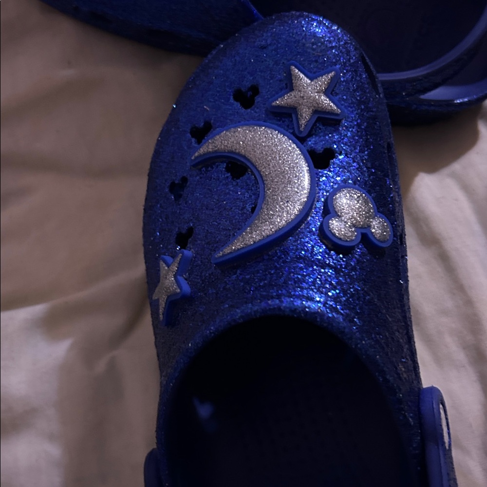 HP🎊Disney Make a Wish Blue Glitter Crocs - Picture 3 of 6